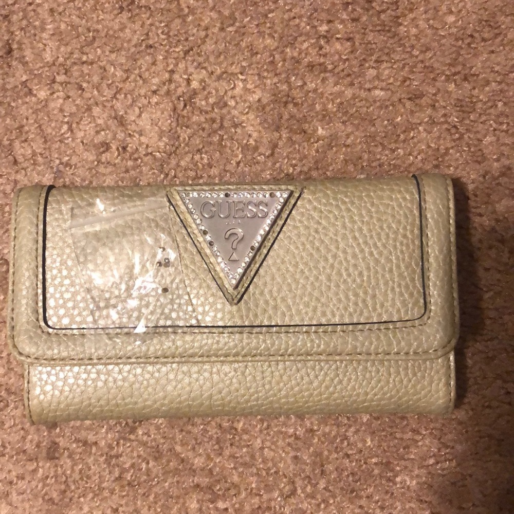 Guess wallet